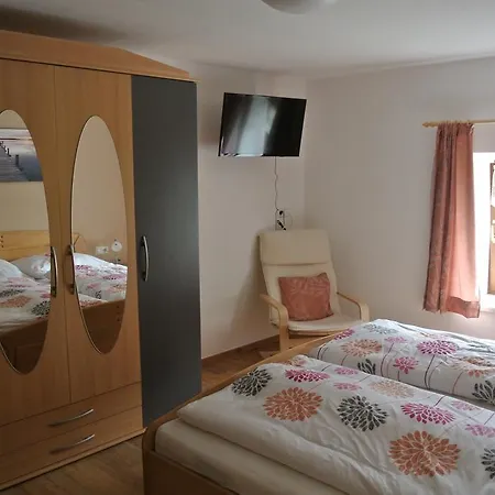 Beim Lener Holiday home *